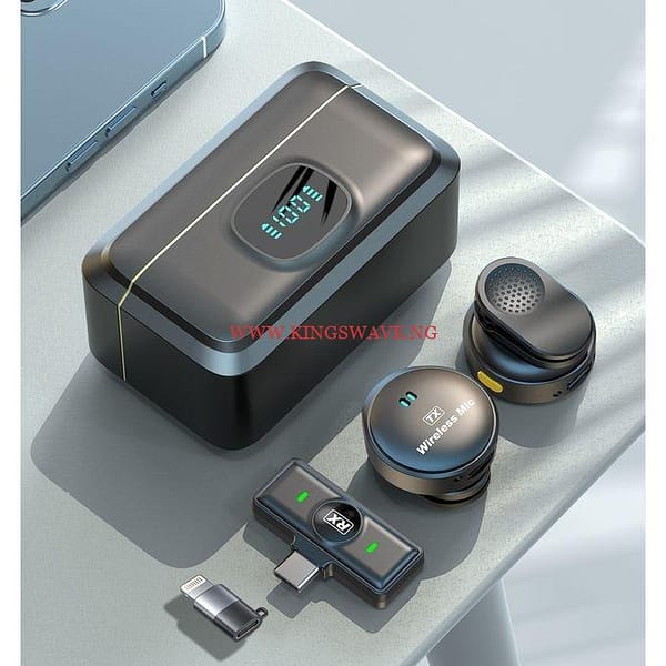 12-15 Hours Long Range Coverage/Noise Cancellation/Power Bank Charging/ 3 In 1 Wireless Lapel Microphone For IPhone/Android