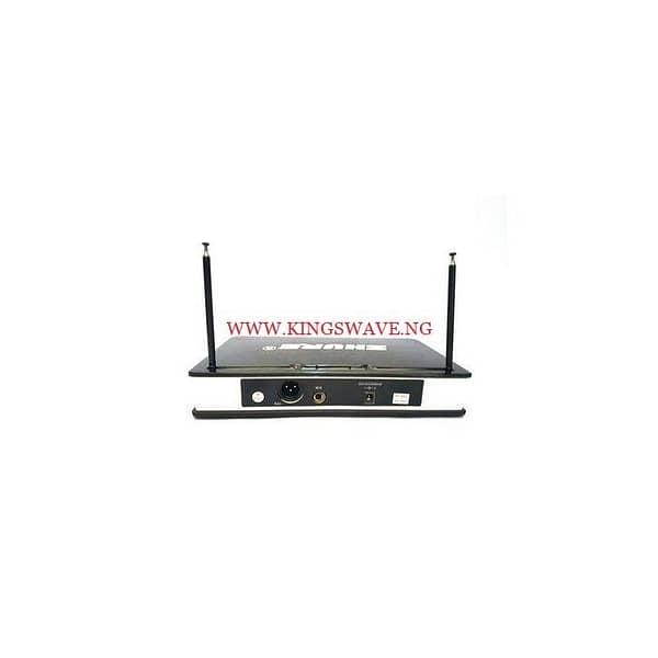 BLX C8 UHF Wireless Microphone System - Image 3